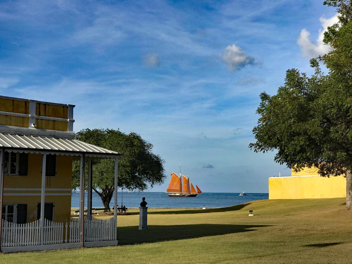 Sand Castle On The Beach - Adults Only Frederiksted Exteriér fotografie